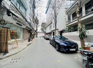 Bán nhà phân lô ngõ 629 Kim Mã, 42m2 x5Tầng, Kinh doanh, Ôtô, ngõ thông, giá 15,5 tỷ 0969693855