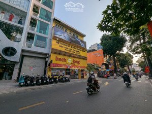 500tr/th. tòa nhà văn phòng ngay chợ tân định, 13x23m, h8t, chỉ 147 tỷ