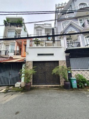 cực hiếm nhà mặt tiền đường số 8m, sẵn 3 tầng, 82 m2 tiện ở và kinh doanh, công ty, chỉ 6.x đ