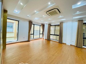 cho thuê sàn văn phòng yên lãng 55m2 11tr lô góc bãi đỗ oto cách 20m