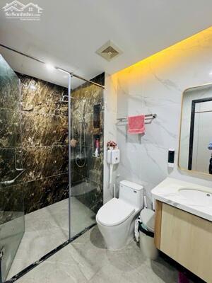 BÁN NHÀ PHỐ CỔ ĐƯỜNG NGỌC LÂM - LONG BIÊN 32M, 6T, HƠN 8 TỶ, THANG MÁY, NGÕ THÔNG Ô TÔ.