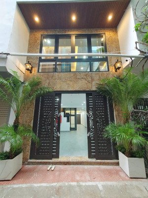 chính chủ thiện chí gửi bán nhà yên phụ , tây hồ , hà nội . gía siêu hời 15,8 tỷ , 66m2