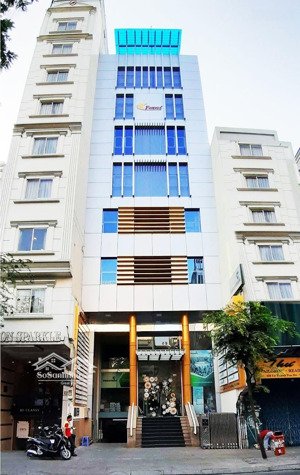 cho thuê văn phòng tại lê thánh tôn, giá thỏa thuận, lầu 1, 65m2 siêu hot q1, hcm