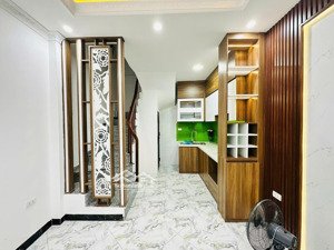 nhà đẹp láng hạ ở ngay gần phố đủ công năng dt 30m 5t mt 3,1m giá 7,98 tỷ khách chỉ việc dọn đến ở