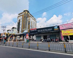 bán nhà siêu vị trí mặt tiền nguyễn thị minh khai, dt: 9x32m - 2 tầng - giá bán: 35 tỷ tl