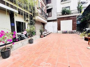 láng hạ 31m 5t mt 5.7m 11.9 tỷ ô tô đỗ cổng thông tứ tung ở,kinh doanh tốt