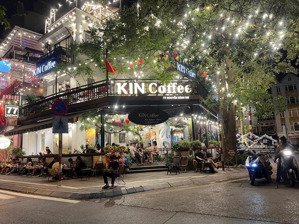 cho thuê nhà mặt phố tp giao lưu, dt 150m2x4tầng, lô góc 3 mặt tiền 25m view hồ, mọi mô hình