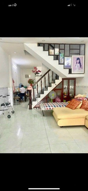 bán gấp nhà view công viên kđt hà quang 2 đã có sổ hồng