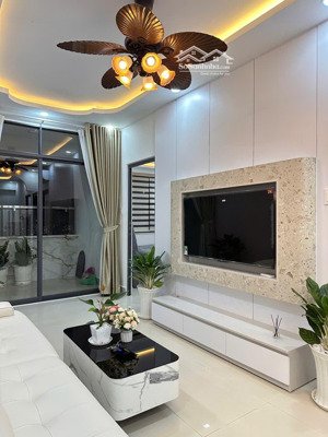 hàng siêu hiếm căn napoleon castle i giá rẻ nhất thị trường chỉ 3,25 tỷ, 69m2. lh: 