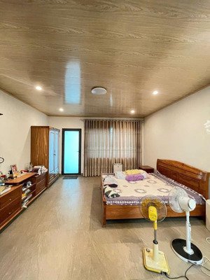 chính chủ bán nhà mặt phố đẹp mới xây kiên cố tại thiên lôi aeon mall hải phòng.gía đầu tư sinh lời