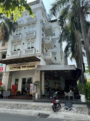 bán khách sạn ngay phạm thái bường,q7-dt 8x19 hầm 5 lầu,hđt 170tr-giá 58 tỷ