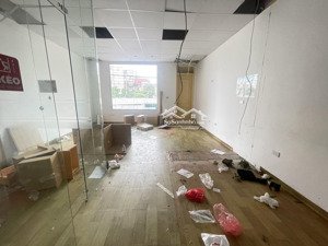 bán nhà mặt phố hoàng ngân, lô góc vỉa hè rộng, 70m² x 5 tầng