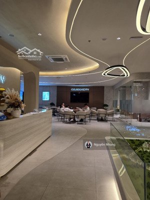 mua trực tiếp cđt căn 2pn + 2pn; dt 82 m2 -thanh toán 5% khđmb - ck 9%! liên hệ ngay: 