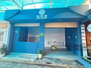 kiot nhỏ nhỏ tại mặt tiền xuân thủy thảo điền, quận 2. dễ kinh doanh. giá 31tr/th