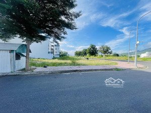 lô sạch đẹp gói 5 mỹ gia, đường to số 91, view biệt thự gói 6, hướng bắc giá 5 tỷ 3(bao hết).