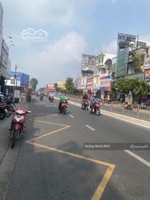 bán nhà mặt tiền phan văn trị | 105m2 | 18.9tỷ | ngang 5 | sổ a4