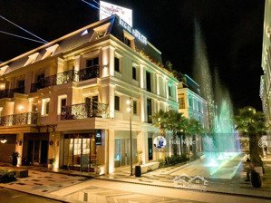 trực tiếp chủ nhà bán nhà phố pavillon 4 tầng cạnh sông hàn đà nẵng - dòng tiền 50 triệu/tháng