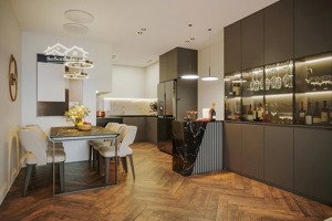 chính chủ bán căn tầng trung đẹp cc flc complex 36 phạm hùng, 70m2, 2pn, 2wc, đầy đủ nội thất