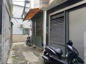 nhà đẹp vĩnh viễn, q10 4 tầng có sân thượng, sổ hồng chính chủ, 4.68 tỷ tl. lh ngay 