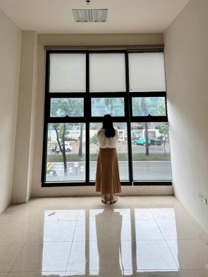 cho thuê shophouse la casta văn phú, 8 triệu, 37m2, 2 tầng, sẵn hệ thống điện nước điều hoà