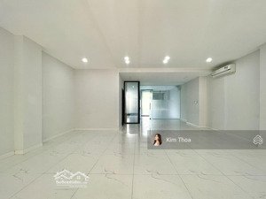 tầng trệt 7x22m (100m2) sẵn 1 phòng ở vạn phúc thoáng mát, có thang máy máy lạnh, hầm. giá rẻ 16 tr