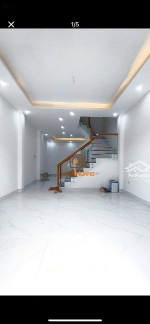 bán nhà riêng 42m-5t- 6pn lô góc tại yên nghĩa,6,7 tỷ, 80m ra mặt đường ql6,lh 