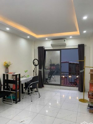 bán nhà riêng tại phú lương, 31m-5,3 tỷ-32m-5t về ở ngay,ôt đậu gần,lh 