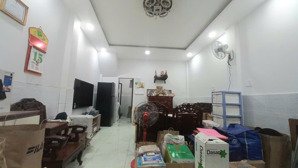 bán nhà gần mặt tiền cách mạng tháng 8 , quận 3 - dt : 4 x 8 m - giá : 4,3 tỷ