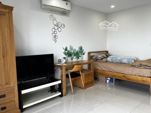 officetel lavida plus quận 7 - full nội thất view đẹp dt 37m2 ở được liền - lh gặp phụng