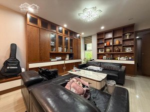 bán cc tại ciputra, 11 tỷ, 114m2, 3pn, 2wc, full nội thất, pháp lý đầy đủ