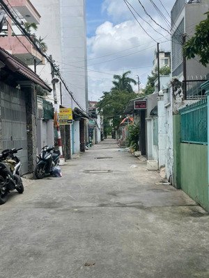 cần bán gấp căn nhà p. tân hưng thuận, q. 12, dt: 4m x 20m, 1 trệt, giá 4,9 tỷ