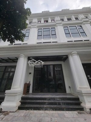 cho thuê nhà louis đại mỗ - mặt đường lê quang đạo. dt 120m2, 5 tầng thang máy, điều hòa. mới 100%