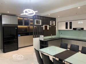 bán căn hộ chung cư midtown phú mỹ hưng, 14,5 tỷ, 135m2, giá siêu hời uy tín