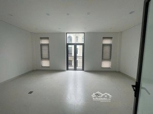 cho thuê sàn văn phòng him lam, 30 m2. vào làm việc được ngay