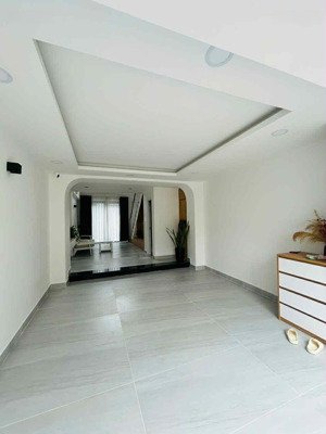 nhà 1 sẹc hẻm xe hơi 2 mặt tiền, gara oto nhà mới ngay trung tâm gò vấp