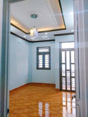 bán nhà 3 tầng khu dân cư. hẻm thông chợ 200 xóm chiếu