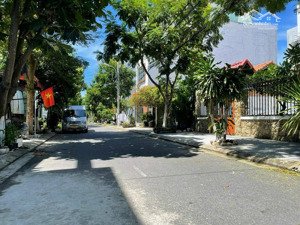 bán lô đất ngang 5,7m mặt tiền đường 5.5m nguyễn nghiễm, hoà hải, đấu lưng đường trường sa