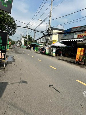 nhà đang cho thuê tháng 20 triệu, 160m2, mặt tiền đường chính xe hơi chạy, giá 17.3 tỷ tl