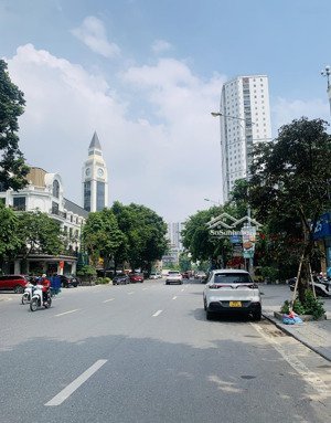 hiếm bán 19tỷ 90m2 lk văn phú 5 tầng view công viên vỉa hè kd, gấp bán