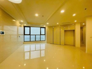 chính chủ cần bán căn 3pn starlake, view đẹp