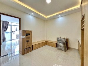 dự án mới full nội thất ban công rộng nằm ngay trung tâm phú nhuận đi đâu cũng tiện