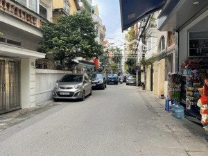 phân lô tây hồ 63m-7 tầng thang máy, 12 phòng, ngõ thông ô tô tránh đỗ ngày đêm,k quy hoạch