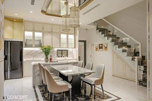 nhà phố góc 152m2 full nội thất cao cấp verosa park chủ cần bán