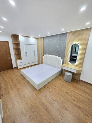 bán cc văn phú victoria, 7,85 tỷ, 116m2, 3pn + 2wc, đẹp, nhiều tiện ích