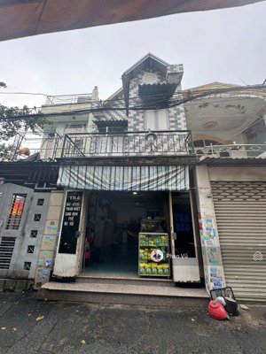 bán nhà đường 5,chợ linh xuân, thủ đức, 3,85 tỷ, 50m2, hàng hiếm. lh : 