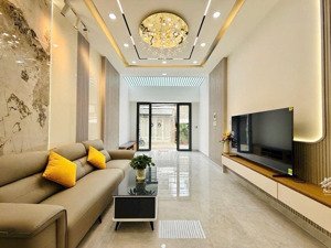 mặt tiền kinh doanh, đường 8m xe hơi tránh - 52m2 giá tốt mua kinh doanh or cho thuê