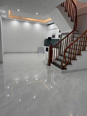 hàng hiếm còn sót - xuân phương 41m2 - ô tô gần đi qua - rẻ như tặng chỉ 5.6 tỷ