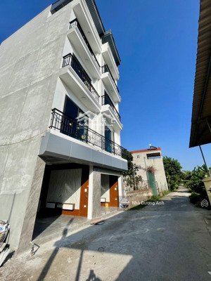 bán nhà 45m2 ỷ la giá 5,65 tỷ đẹp nhất khu vực ngõ nông ô tô gần