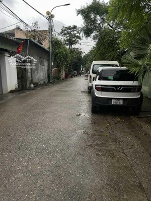 siêu phẩm tây hồ - đầu tư bơi hết vào đây - hàng xóm toàn biệt thự. giá siêu tốt!