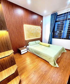 cực phẩm, nhà đẹp nguyeenx trãi quận thanh xuân, ngõ 3.8m ô tô đỗ cạnh, 2 thoáng, 39m2 x 5 tầng